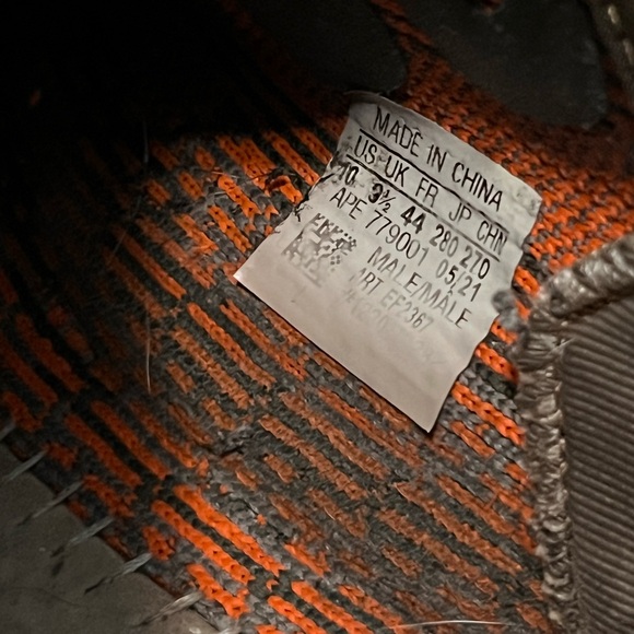 yeezy 350 beluga size 10 - Picture 6 of 8